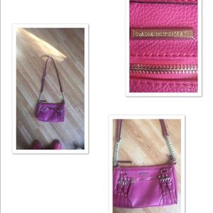 Dana Buchanan small purse 👛 pink